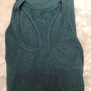 Lululemon tank